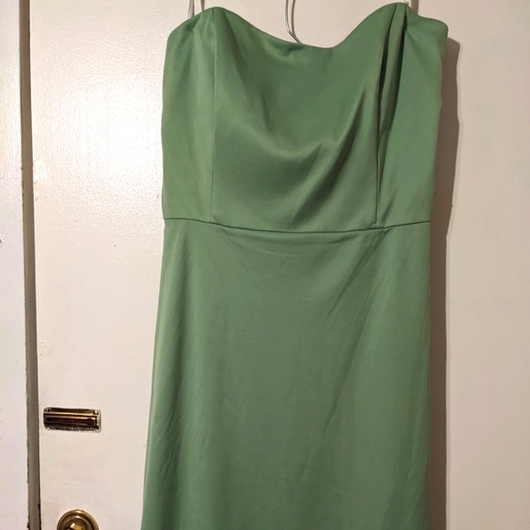 Dressy Collection Green 16 Party Formal New Year Christmas Eve Wedding - Picture 1 of 8
